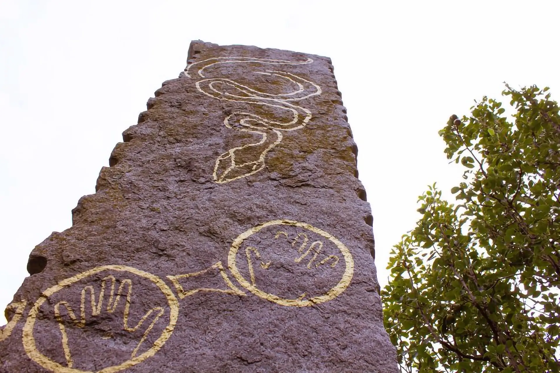 Arca Tentyris - Totem